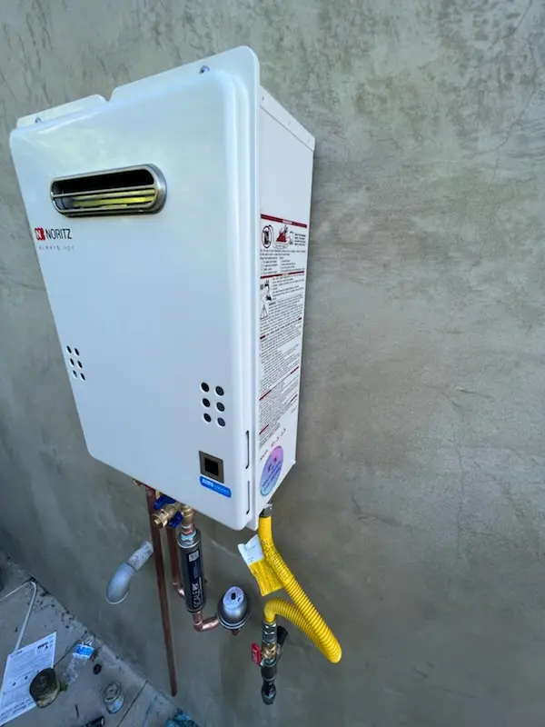 Tankless water heater installation for Delmont homes